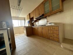 Blk 240 Yishun Ring Road (Yishun), HDB 5 Rooms #527274891